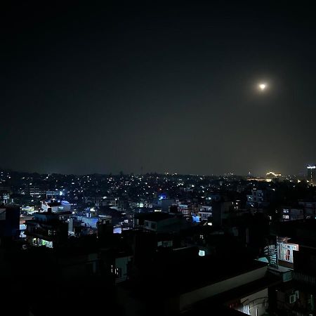 Cozy Room With Stunning Nightview Rooftop! Κατμαντού Εξωτερικό φωτογραφία